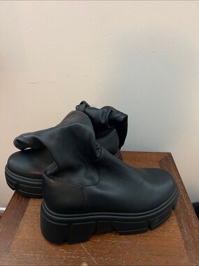 Women's Black Platform Combat Boots